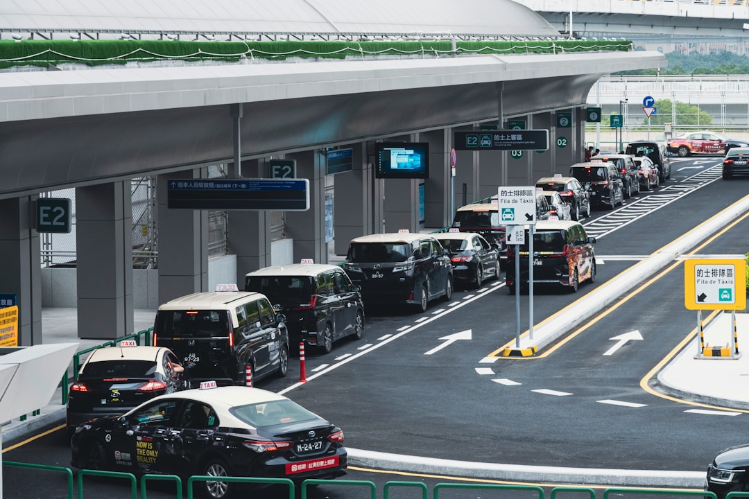 Seamless Travel: The Ultimate Guide to Airport Transfers