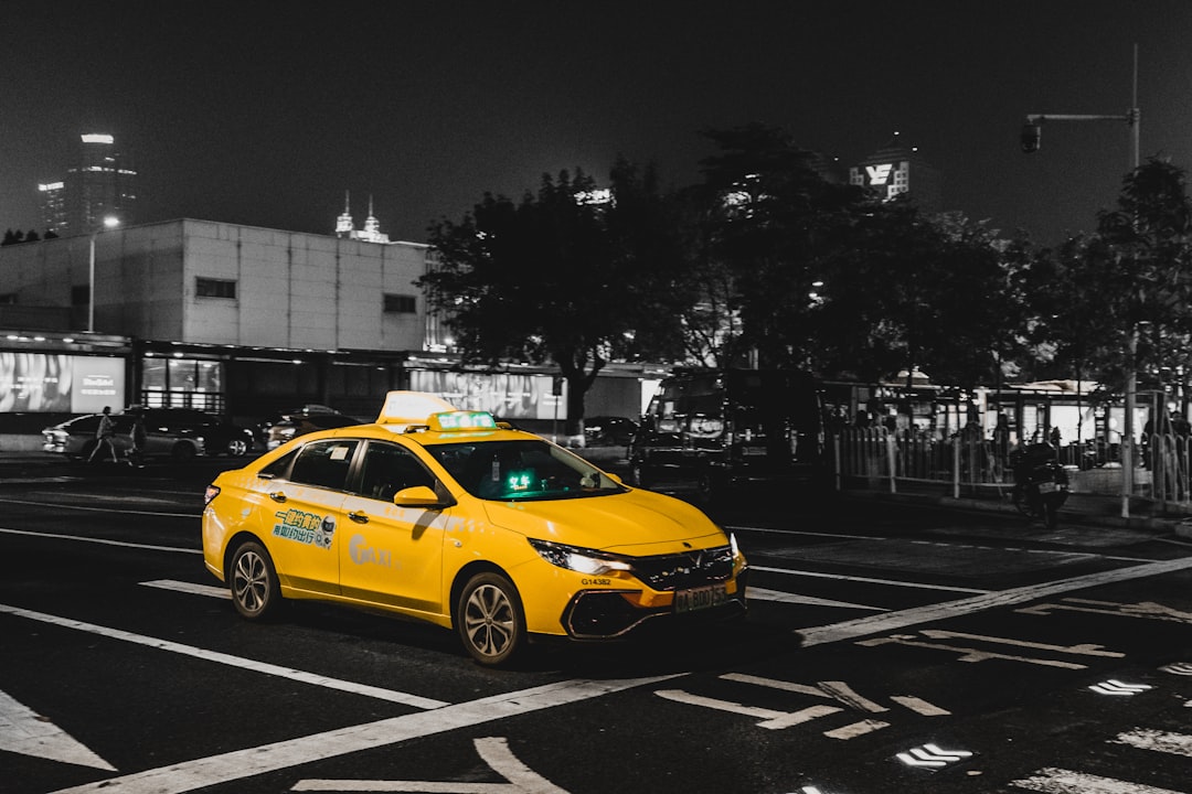Find the Nearest Cab in a Flash: Your Ultimate Guide to Booking a Ride