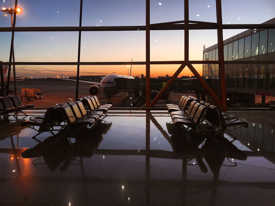 Title: Your Ultimate Guide to Stress‑Free Airport Transfers: Options, Tips, and Booking Secrets